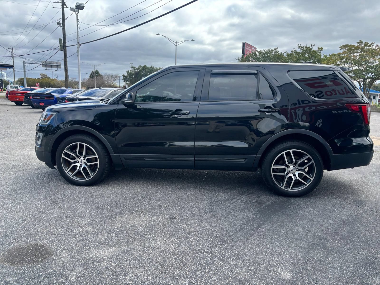 Used 2016 Ford Explorer Sport w/ Equipment Group 401A AWD/4WD image 6