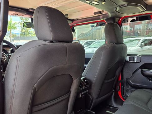 Used 2019 Jeep Wrangler Unlimited Sport S AWD/4WD image 26