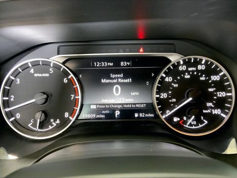 Used 2025 Nissan Rogue SV AWD/4WD image 23