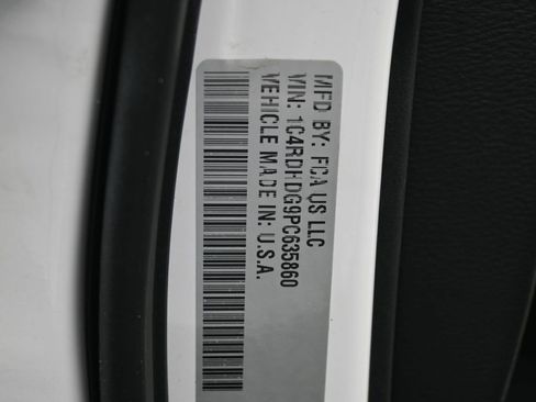 Used 2023 Dodge Durango GT image 21