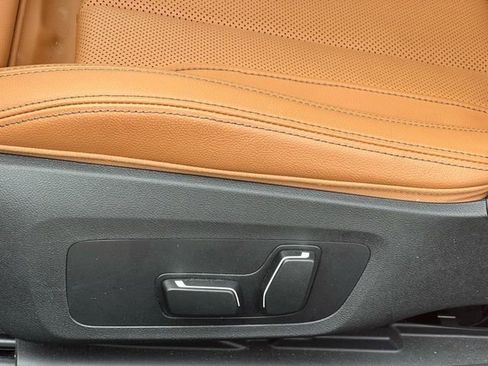 Certified 2024 BMW 230i xDrive Coupe w/ Convenience Package image 33