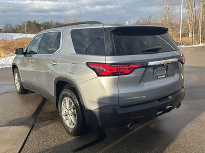 Used 2023 Chevrolet Traverse LT
