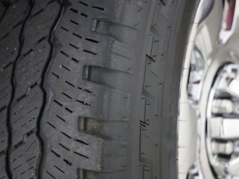 Used 2025 Ford F350 Lariat w/ Chrome Package image 14