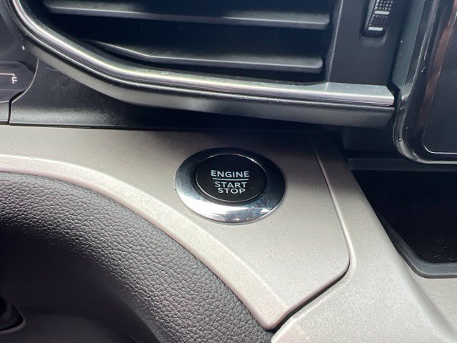 Used 2023 Ford Explorer XLT w/ Equipment Group 202A AWD/4WD image 30