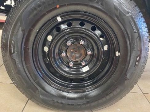 Used 2019 Toyota Tacoma SR w/ SR Convenience Package image 26