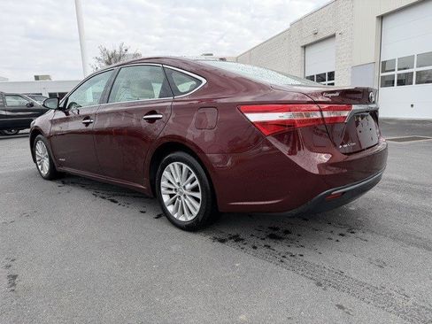 Used 2013 Toyota Avalon XLE Touring image 3