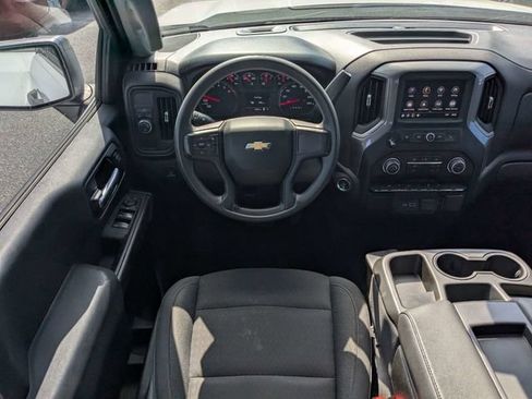 Used 2022 Chevrolet Silverado 1500 Custom RWD image 13