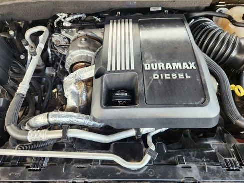 Used 2022 Chevrolet Silverado 1500 LT Trail Boss w/ LT Trail Boss Premium Package image 33