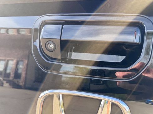 Used 2020 Honda Ridgeline Black Edition image 12