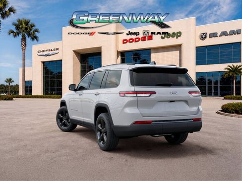 New 2026 Jeep Grand Cherokee L Limited RWD image 3