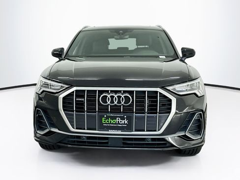 Used 2025 Audi Q3 2.0T Premium AWD/4WD image 2