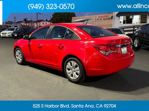 Used 2014 Chevrolet Cruze LS image 4