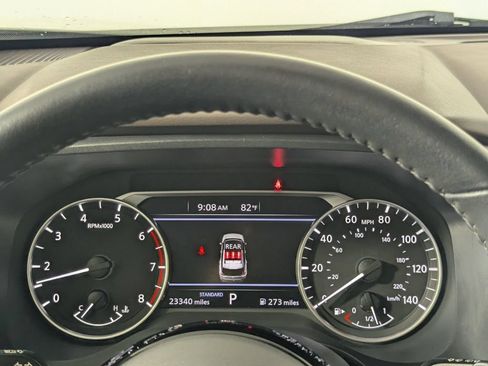 Used 2023 Nissan Rogue SV w/ SV Premium B Package FWD image 19