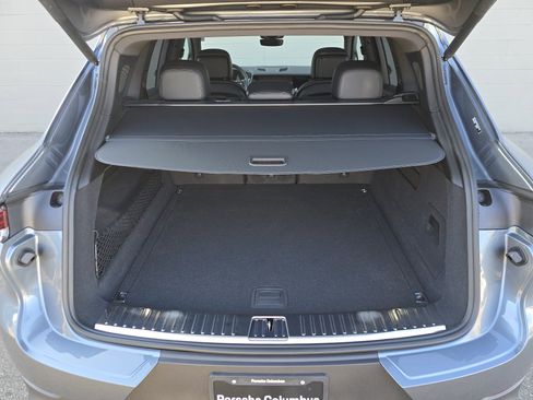 New 2026 Porsche Cayenne image 15