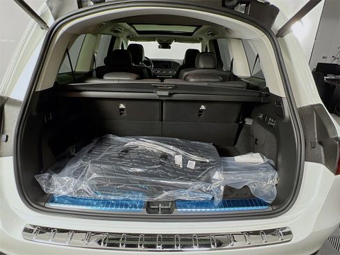 New 2025 Mercedes-Benz GLS 450 4MATIC image 28