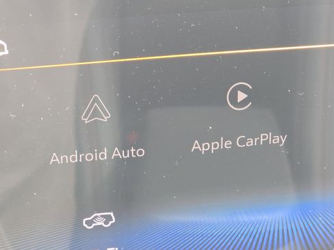 Used 2025 Chevrolet Trax RS w/ Sunroof Package image 6