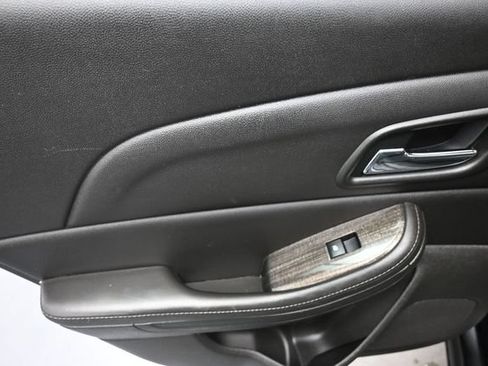 Used 2015 Chevrolet Malibu LT FWD image 16