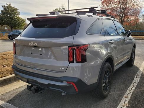 Used 2024 Kia Sorento SX Prestige image 7