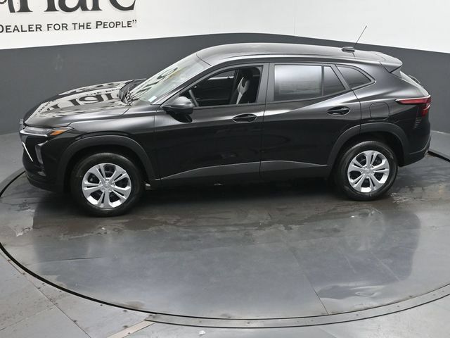 New 2026 Chevrolet Trax LS FWD image 37