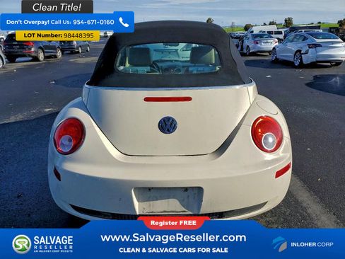 Used 2010 Volkswagen Beetle Convertible image 8