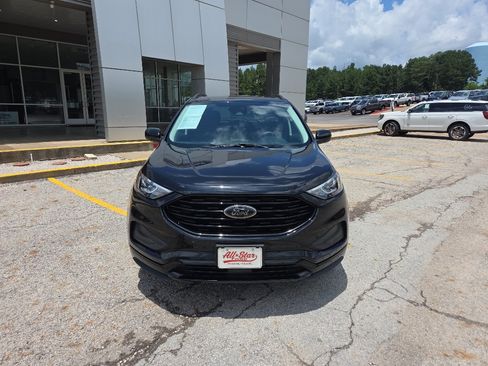 Used 2024 Ford Edge SE w/ Black Appearance Package AWD/4WD image 2