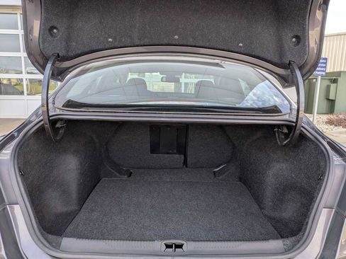 Used 2016 Chrysler 200 Limited FWD image 30