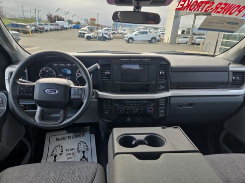 Used 2024 Ford F350 XLT image 15