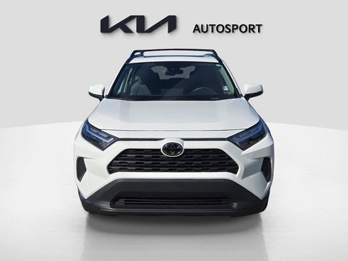 Used 2024 Toyota RAV4 XLE image 2