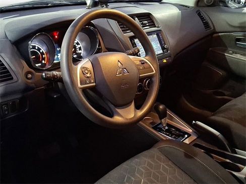 Used 2021 Mitsubishi Outlander Sport ES image 23