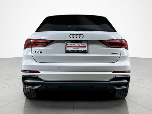 Used 2025 Audi Q3 2.0T Premium image 4
