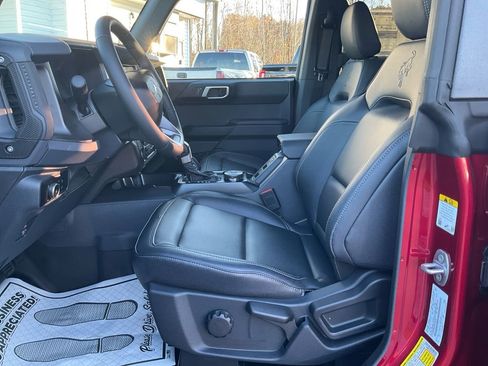 New 2025 Ford Bronco Big Bend w/ Black Diamond Package AWD/4WD image 14