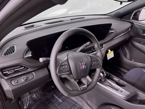 New 2025 Buick Envista Preferred w/ Convenience I Package image 9