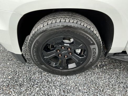 Used 2018 Chevrolet Tahoe Premier w/ RST 6.2L Performance Edition AWD/4WD image 33