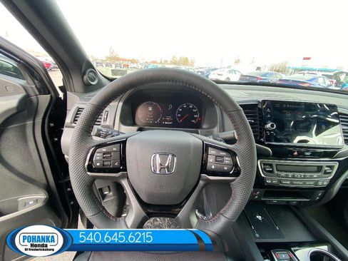 New 2026 Honda Ridgeline Black Edition image 18