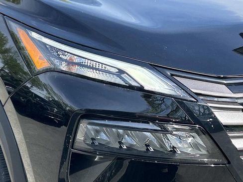 New 2026 Nissan Rogue SV FWD image 10