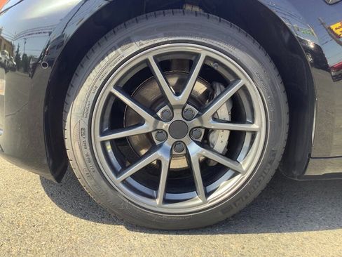 Used 2021 Tesla Model 3 Long Range AWD/4WD image 21