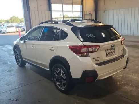 Used 2019 Subaru Crosstrek 2.0i Limited w/ Moonroof Package w/Navigation AWD/4WD image 2