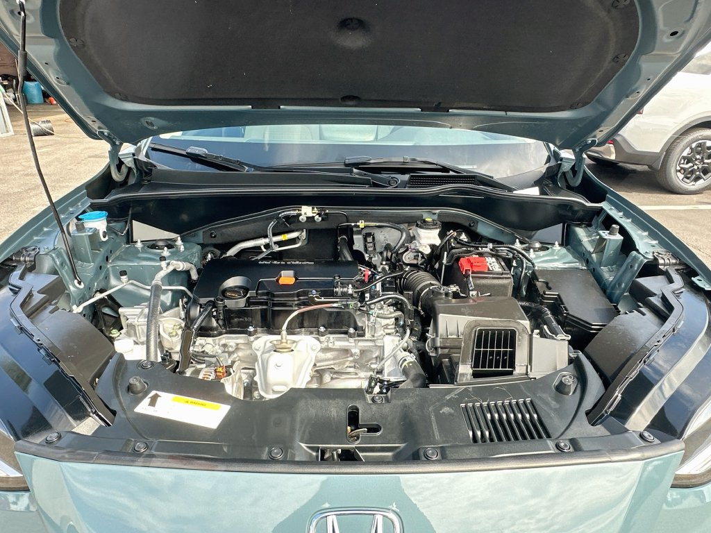 Used 2025 Honda HR-V LX image 27