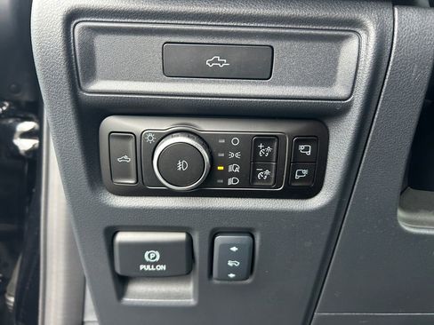 Used 2026 Ford F150 Tremor w/ Equipment Group 402B MID AWD/4WD image 19