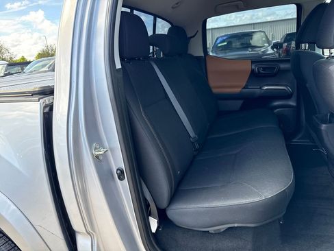 Used 2020 Toyota Tacoma SR5 image 24