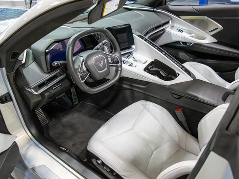 Used 2021 Chevrolet Corvette Stingray Preferred Cpe w/ Z51 Performance Package image 26