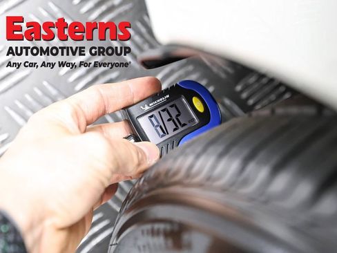 Used 2025 Nissan Altima 2.5 SV FWD image 26