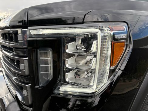 Used 2023 GMC Sierra 3500 AT4 w/ AT4 Premium Plus Package AWD/4WD image 15