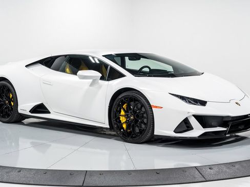 Used 2022 Lamborghini Huracan EVO AWD/4WD image 39
