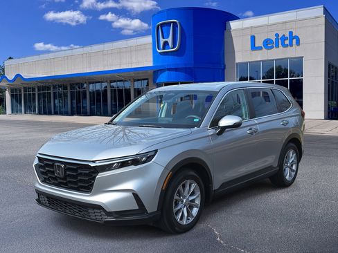 Used 2023 Honda CR-V EX image 1