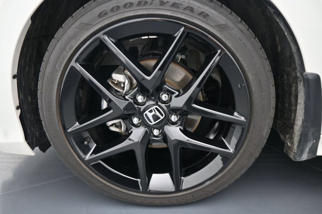 Used 2025 Honda Civic Sport image 14