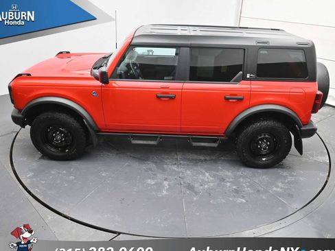 Used 2023 Ford Bronco Black Diamond image 26