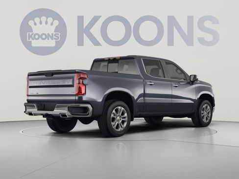 Used 2024 Chevrolet Silverado 1500 LTZ w/ Z71 Off-Road Package AWD/4WD image 4