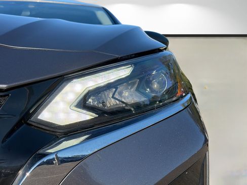 Used 2024 Nissan Altima 2.5 SV image 9