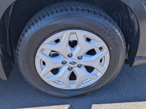 Certified 2023 Subaru Forester image 9
